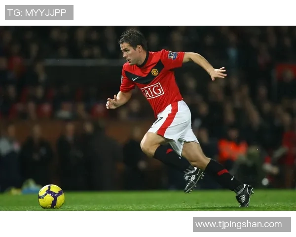 足球明星迈克的个人资料与精彩瞬间图片分享